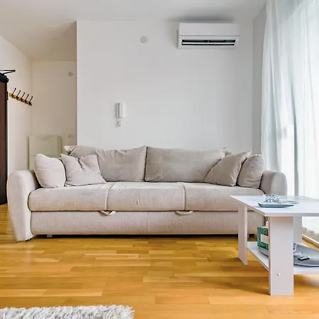 Modern In Peaceful Area - Zadar