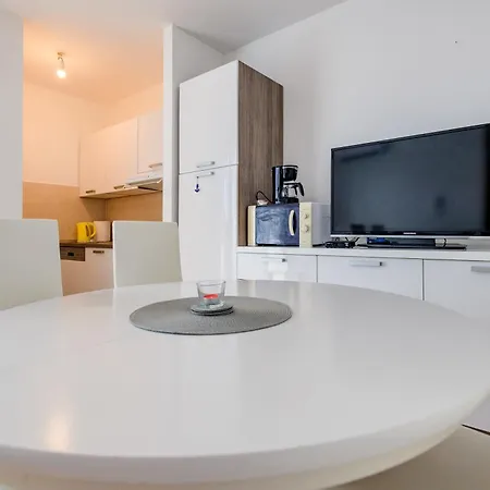 Modern In Peaceful Area - Zadar